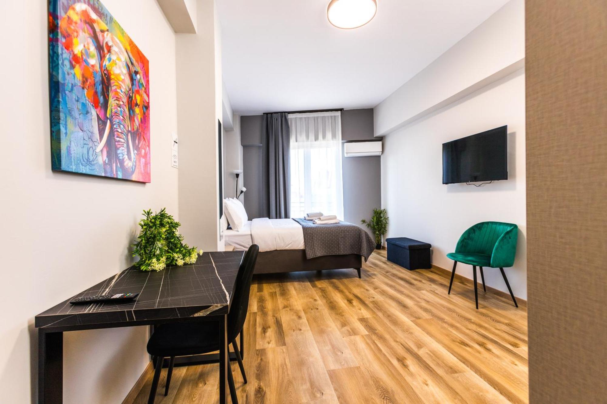 Raise Area 41 Apartment